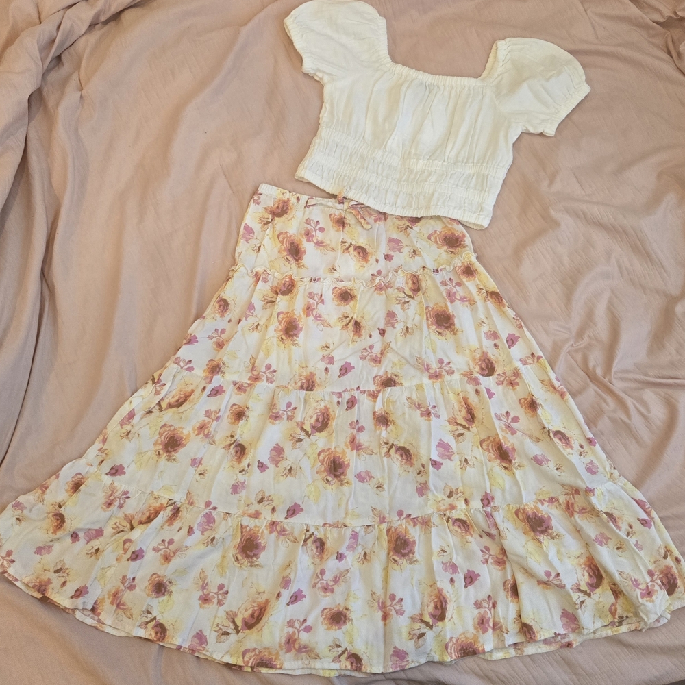 Old Navy Cream Puff Sleeve Top and Floral Skirt Set - Cream, Pink, Yellow
